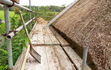 advantages of Muirdrum thatch roofing
